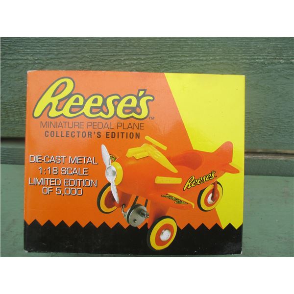 REESES AIRPLANE