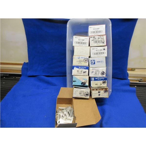 Lot of 464 Key Blanks - List & Count in Description