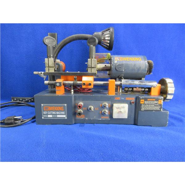 Wenxing Model 283A Key Cutting Machine