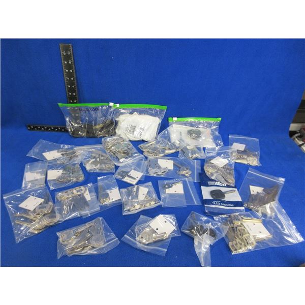 Approx. 200 Honda & Hyundai Key Blanks - 90 Honda & 110 Hyundai
