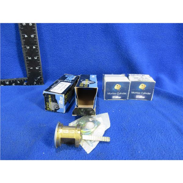 NEW - 4 Ilco Cylinders - 2 Mortise 1 1/8" , 2 Rim 6 Pin