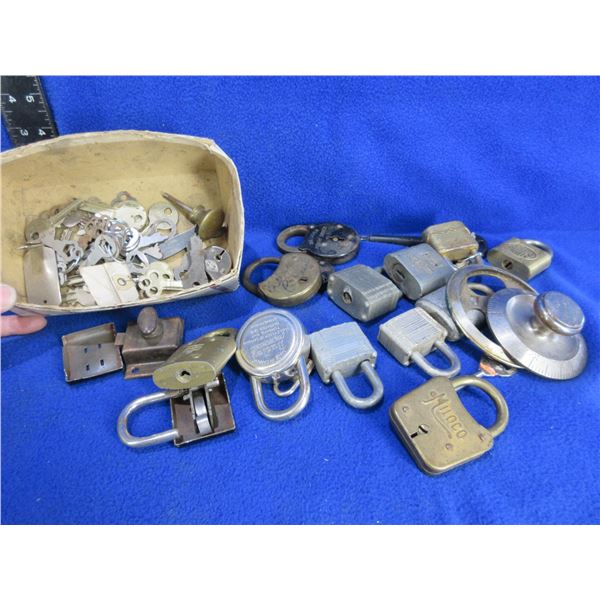 Lot Misc. Vintage Padlocks, Keys, Etc.