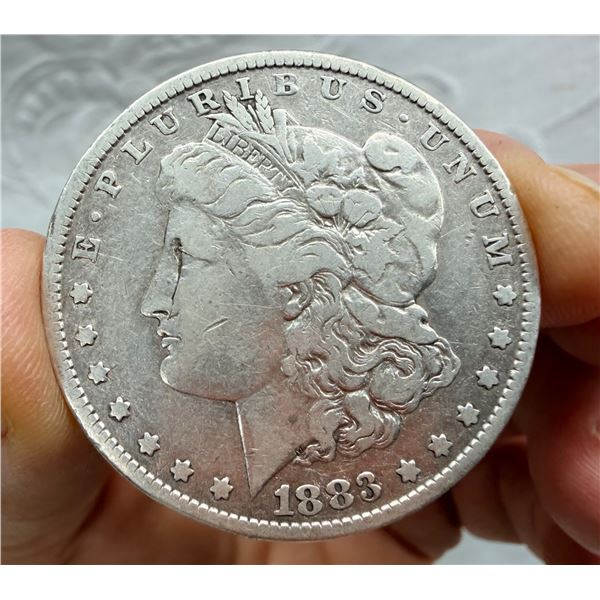 MORGAN SILVER DOLLAR - 1883