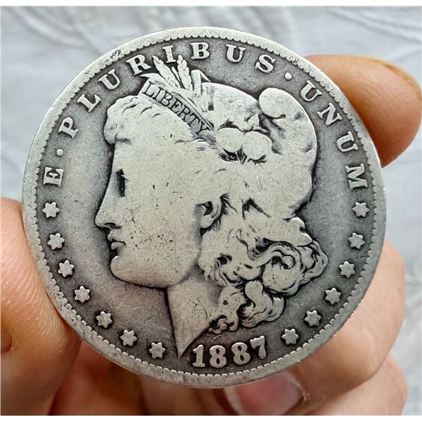 MORGAN SILVER DOLLAR - 1887O