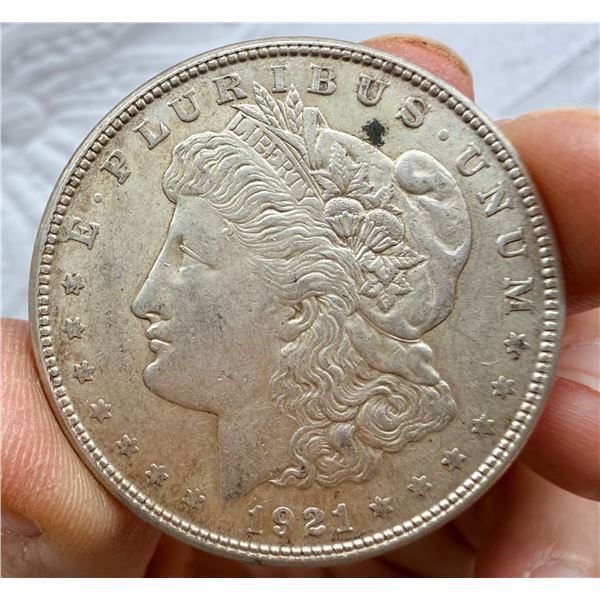 MORGAN SILVER DOLLAR - 1921S