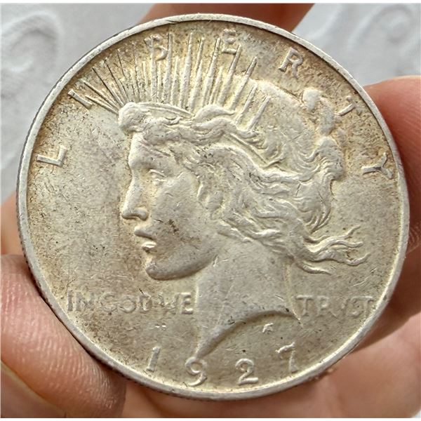 PEACE SILVER DOLLAR - 1927D