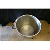 Image 3 : Metal Stock Pot w/ Lid 20" Dia, 20"H