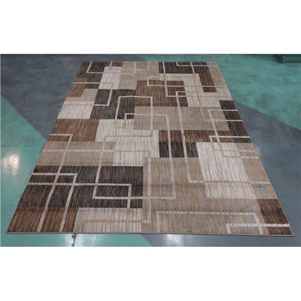Large Area Rug with Geometric Design 122" x 93"