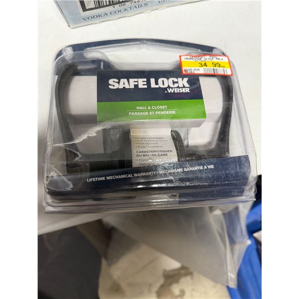 WEISER safe Lock hauling closet black