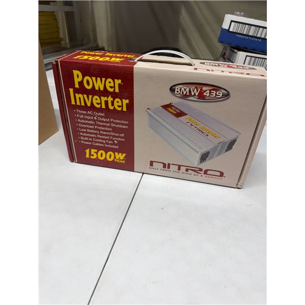 Power inverter 1500 W Peak