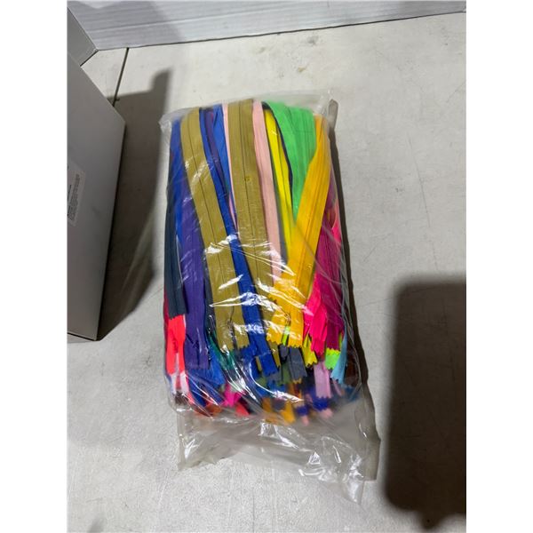 Zippers 20 inch