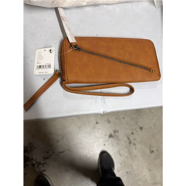 Free people wallet