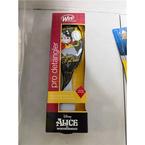Wet brush, Pro detangler Disney Alice in Wonderland