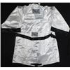 Image 5 : FLOYD MONEY MAYWEATHER SIGNED EVERLAST BOXING ROBE BECKETT COA