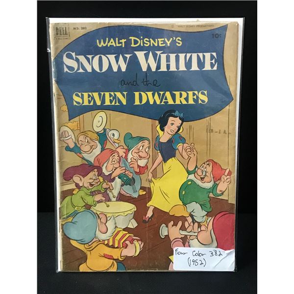 WALT DISNEY'S #383 Snow White AND THE SEVEN DWARFS (1952) - DELL COMICS