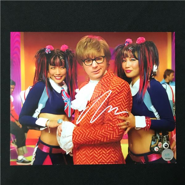 MIKE MYERS SIGNED AUSTIN POWERS 8X10 - KB COA