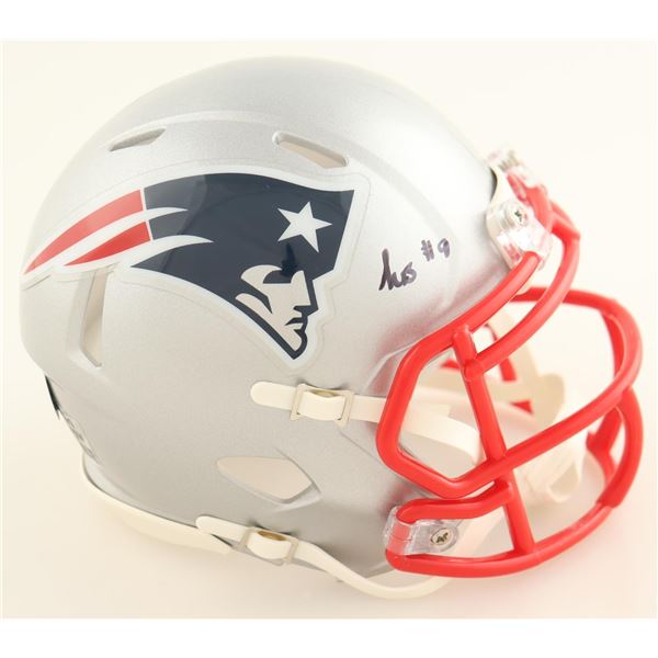 KEYSHAWN BOUTTE SIGNED NEW ENGLUND PATRIOTS MINI HELMET (BECKETT COA)