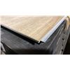 Image 2 : 927.16 SQ FT OF EC PREMIUM AQUAFIX COLLECTION SAINT-PIERRE (EC28931) LAMINATE FLOORING