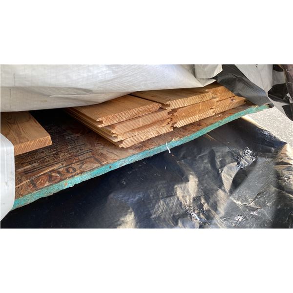 WESTERN RED CEDAR ASSORTED SIZES/LENGTHS PROFESSIONAL OUTDOOR WOODEN SIDING