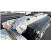 Image 5 : 4 PARTIAL LIFTS OF ASSORTED PROFESSIONAL OUTDOOR SIDING/TRIM