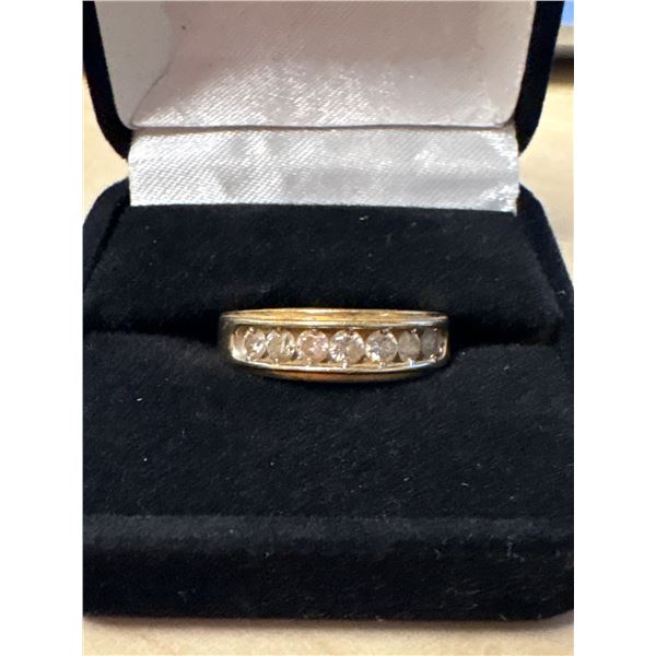 LADIES DIAMOND WEDDING BAND