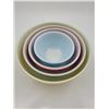 Image 3 : 4 Vintage Colourful Pyrex Mixing Bowls
