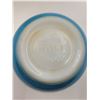 Image 4 : 4 Vintage Colourful Pyrex Mixing Bowls