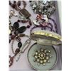Image 4 : Tray Of Assorted Jewelry
