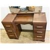 Image 2 : Vintage Waterfall Vanity