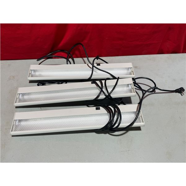 3 Shop Lights
