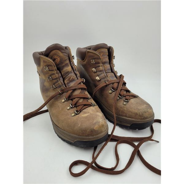 Zamberlan Size 8 Boots