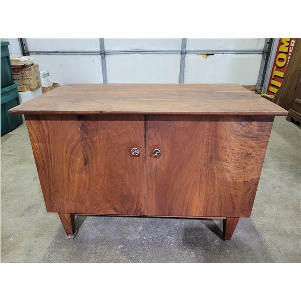 Vintage Media Console With Vinyl Record Storage