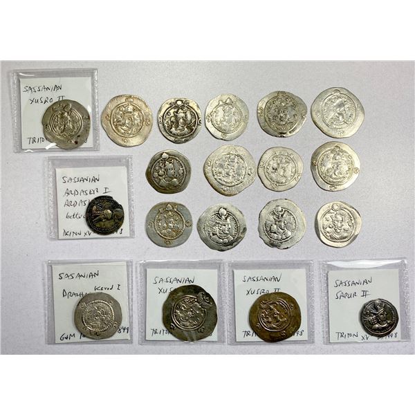 PERSIA: SASANIAN KINGDOM: LOT of 19 silver drachms