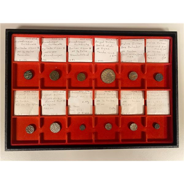 INDIA: SULTANATES: LOT of 8 silver and 10 copper coins