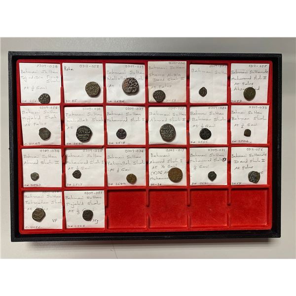 KULBARGA (BAHMANIDS): LOT of 20 copper coins