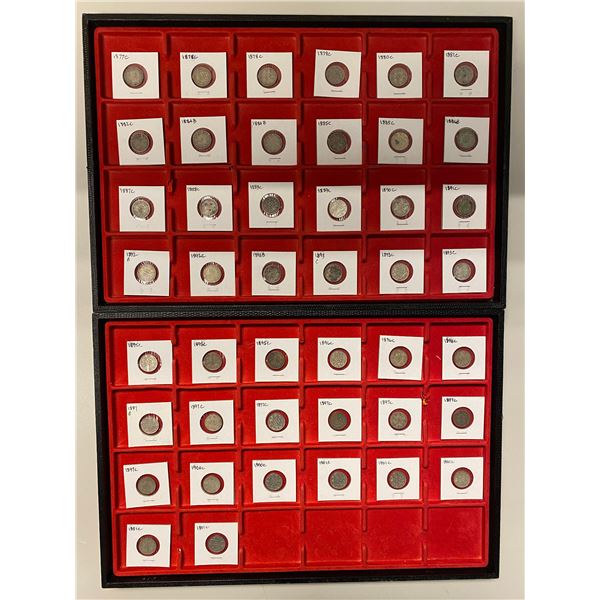 BRITISH INDIA: LOT of 44 coins