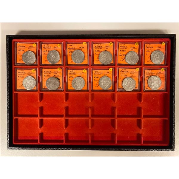 AUSTRIA: LOT of 12 AR 15 kreuzers