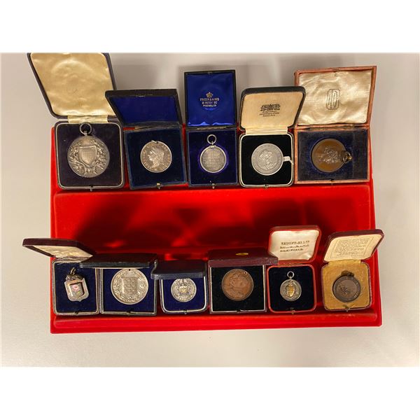 GREAT BRITAIN: LOT of 20 coins and medals