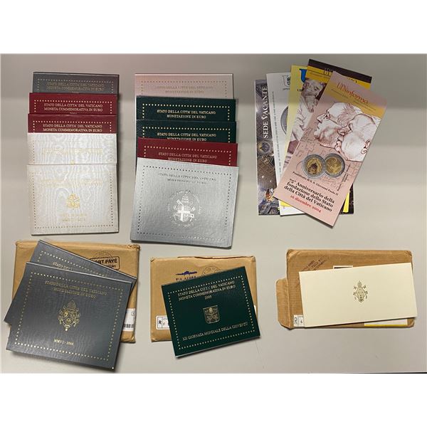 VATICAN: LOT of 15 sets