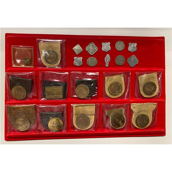 UNITED STATES: LOT of 22 tokens and medals