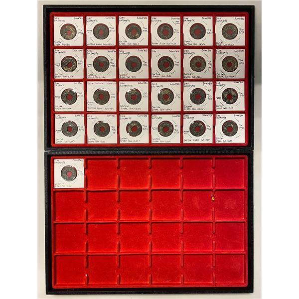 INDONESIA: SIAK: LOT of 25 tin pitis