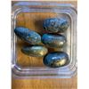 Image 1 : ANCIENT CHINA: ZHOU: Spring-Autumn Period, 770-475 BC, LOT of 5 gilt AE cowries