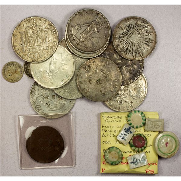 CHINA: LOT of 24 items