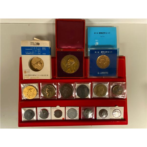 WORLDWIDE: LOT of 25 medals