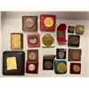Image 2 : WORLDWIDE: LOT of 17 medals