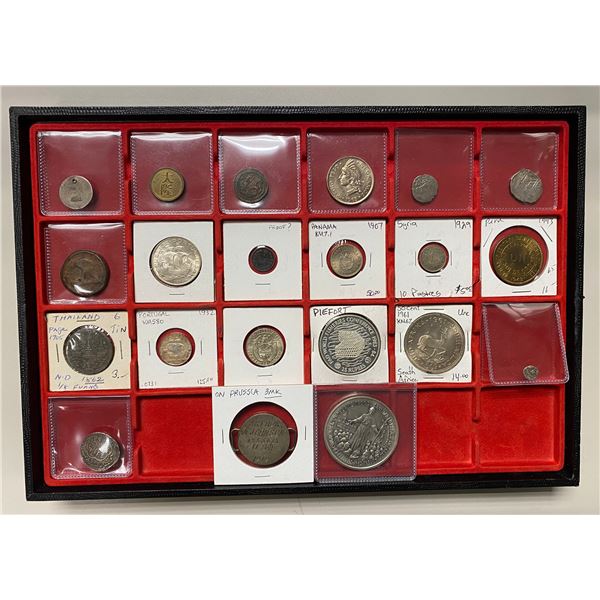 WORLDWIDE: LOT of 30 coins, medals, tokens, and related items