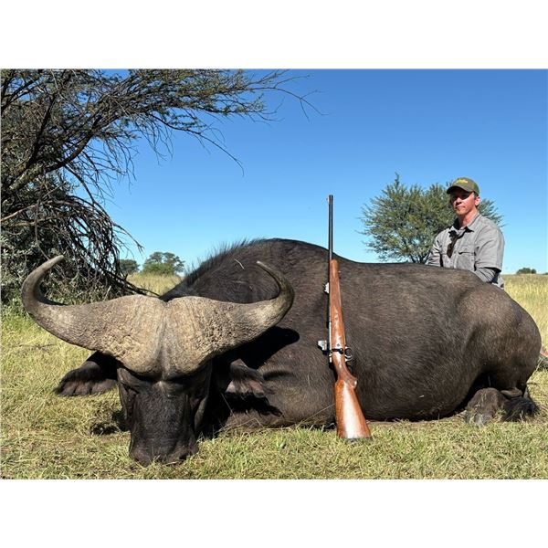2027/2028 - 5 DAY SOUTH AFRICAN SAFARI - INCLUDES CAPE BUFFALO UP TO 40"