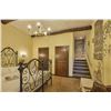 Image 2 : Cortona Hilltop for 4 / 6-night stay in a 2-bedroom / 2-bath apt w / pvt. wine tasting & pers. chef