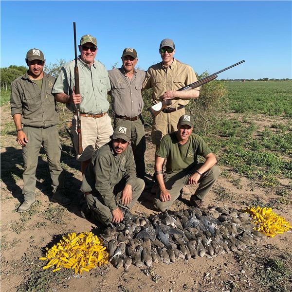 ARGENTINA BIRD HUNTS, 4 full days for 4 Hunters Unlimited High Volume Dove Shooting