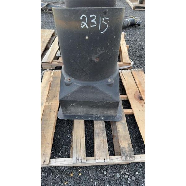 1 BLACK BARN FAN 2' X 2' 2A